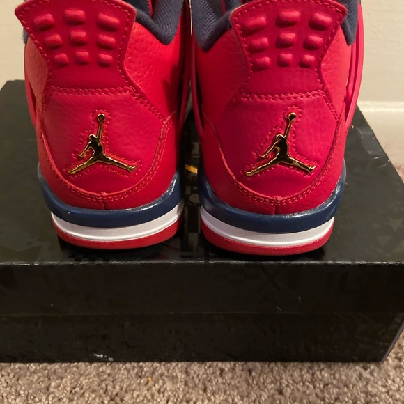 Jordan 4 - Picture 3 of 4